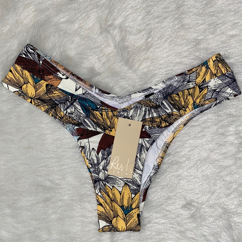 RIS-K Bikini Bottoms-Gazer Lotus Print NWT